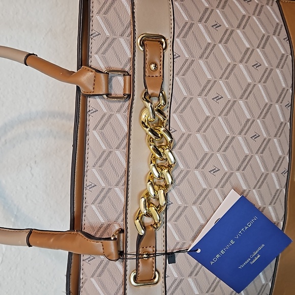 Adrienne Vitadini satchel purse - Picture 3 of 16